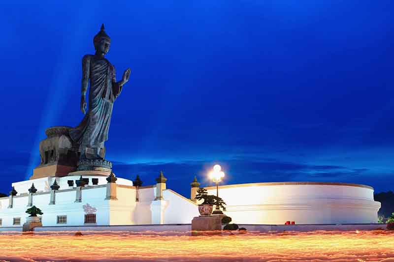 Tượng Phật Phuttha Monthon Buddha