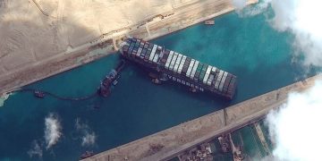 Toàn cảnh kênh đào Suez