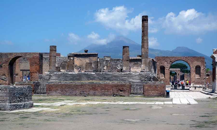 Di tích cổ đại Pompeii
