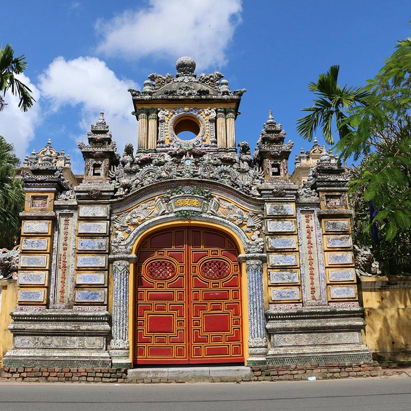 cổng chính cung An Định