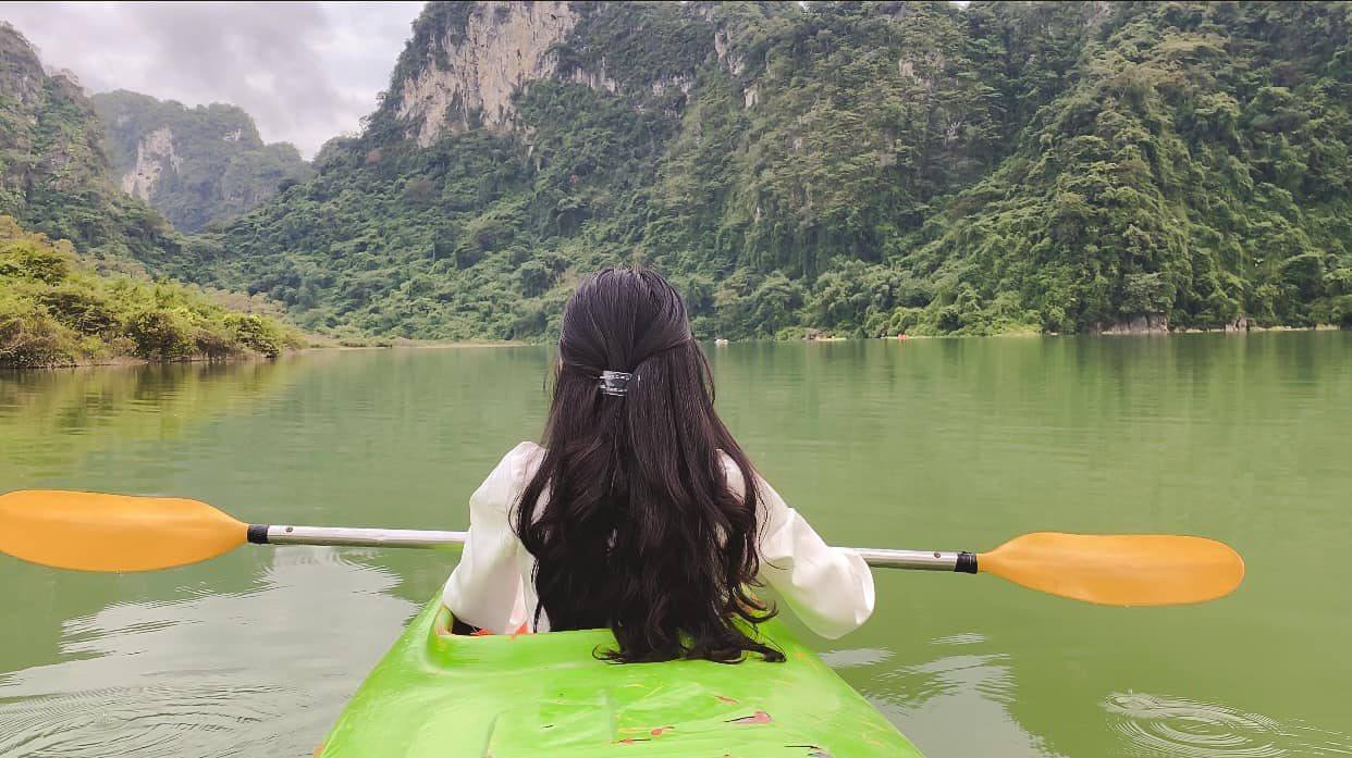 Chèo thuyền Kayak Hồ Nong Dùng