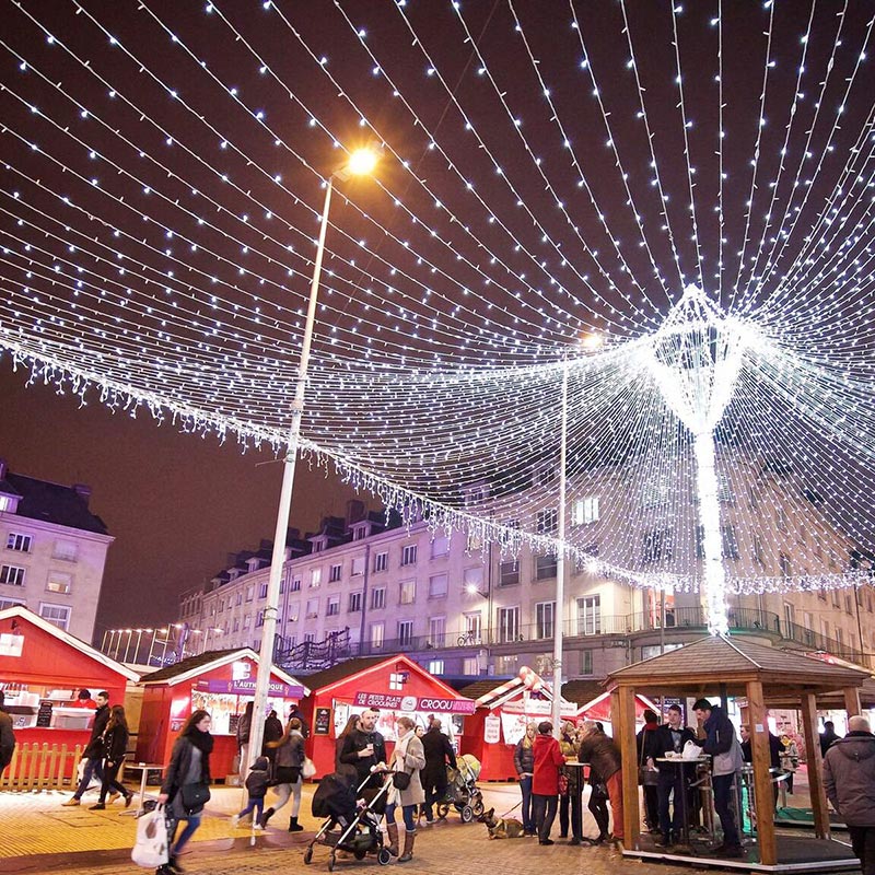 Amiens is the largest Christmas market in the Hauts-de-France region.