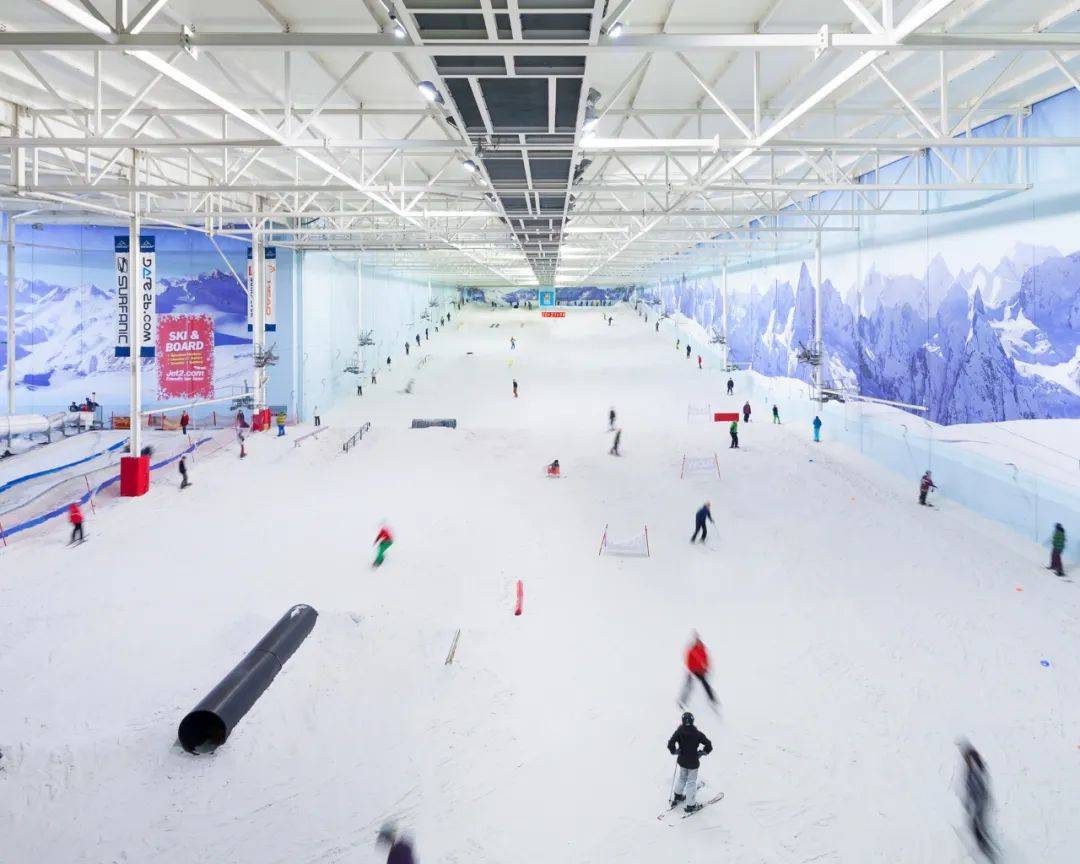 ski in the UK at Chill Factor