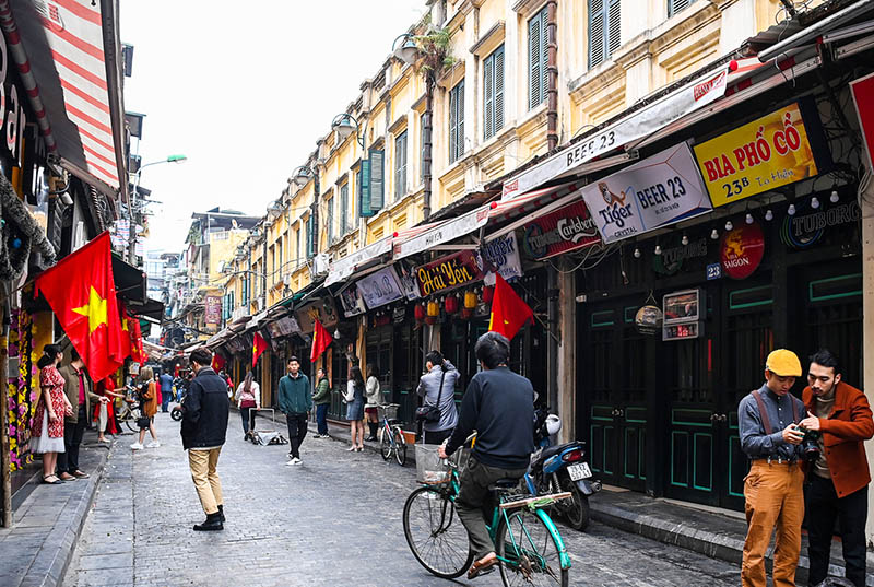 Visit Hanoi Old Quarter – a Pearl in the heart of the capital!