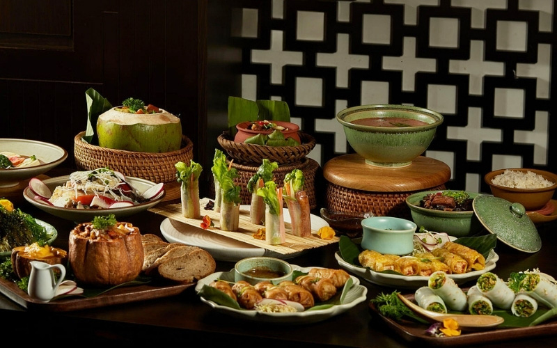 Dishes at Chay Vị Lai restaurant
