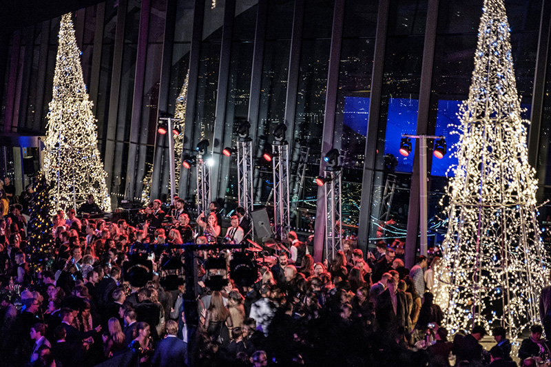 Experience the magic of London New Year's Eve at Sky Garden 🥂✨