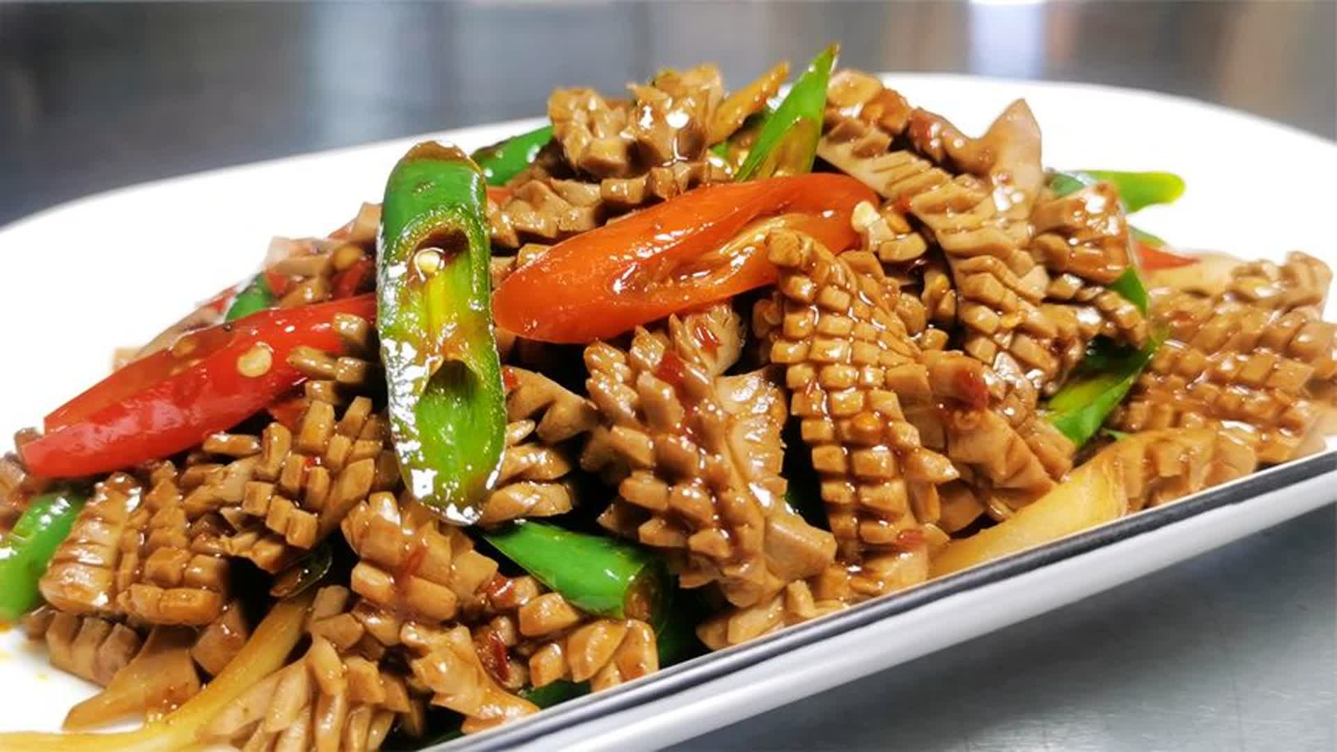 Stir Fry Kidney flower is a special traditional dish of Shandong