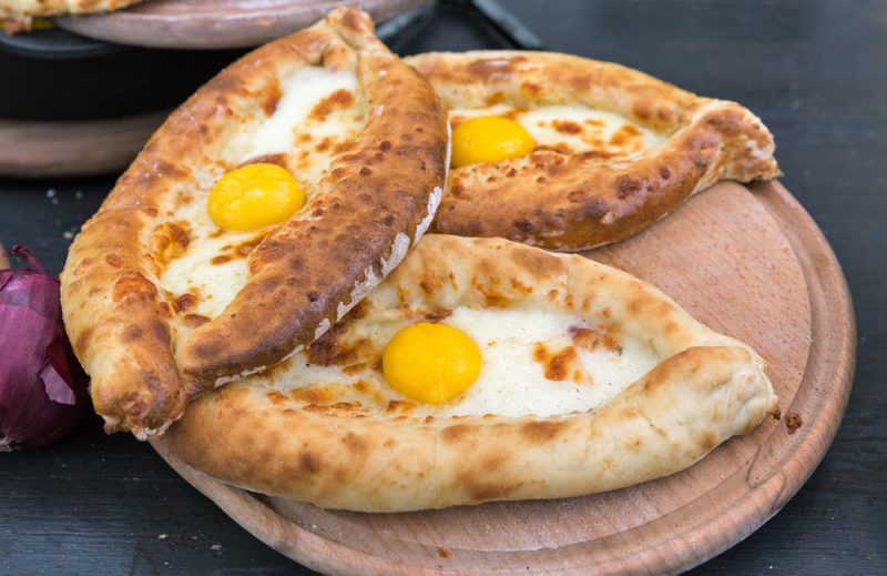 Adjara khachapuri (Аджарская хачапури) - Taste of sunny Georgia