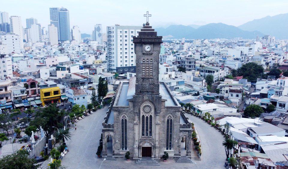Nha Trang Mountain Church (official name: King Cathedral)