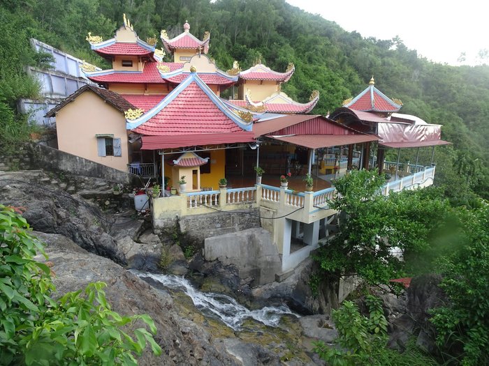 Suoi Do pagoda, which is about 30 minutes by motorbike from Nha Trang city centre.