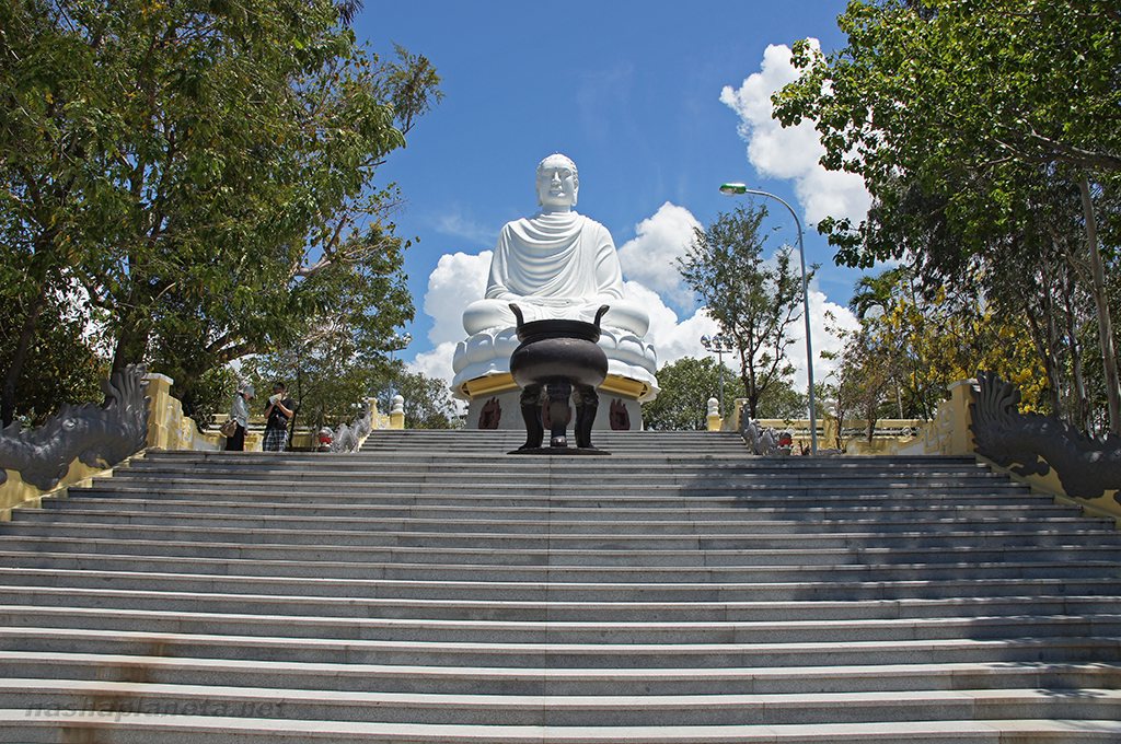 Long Son Pagoda in Nha Trang